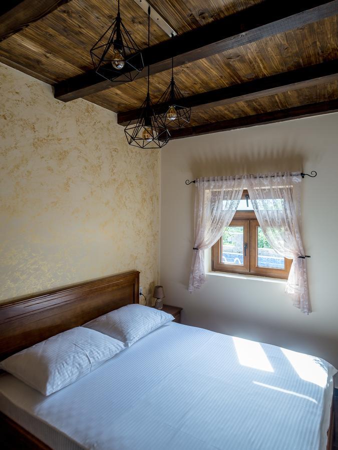 Eco Villas Merak Вирпазар Екстериор снимка